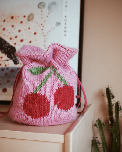 Cherry on Bag (pattern and sewing guide)
